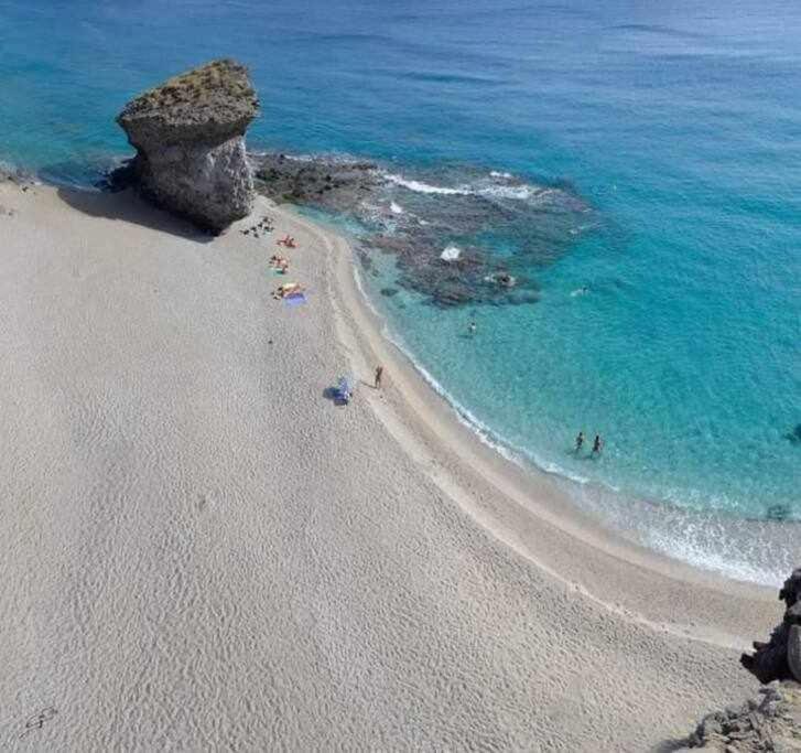 La Glorietaapartamento Centrico Con Vista Al Mar カルボネラス エクステリア 写真